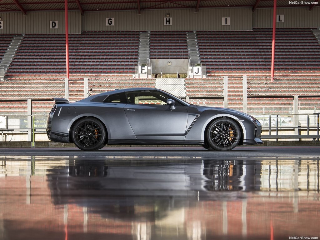 New Nissan GT-R 2017 (Godzilla): 10 quick facts to know | Find New ... New Nissan GT-R 2017 (Godzilla): 10 quick facts to know | Find New ...