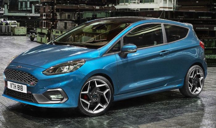 Ford Fiesta ST hot hatch presented ahead of Geneva debut Ford Fiesta ST hot hatch presented ahead of Geneva debut