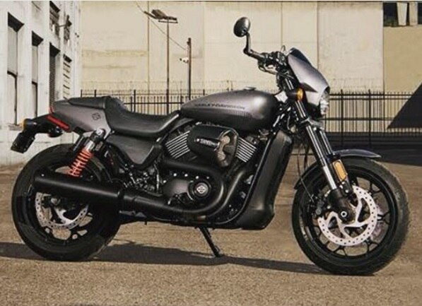 Harley Davidson Street Rod 750 - Side Profile