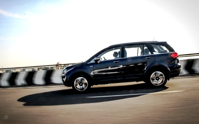 Tata Motors continues its upward trend with a growth of 23 percent in April