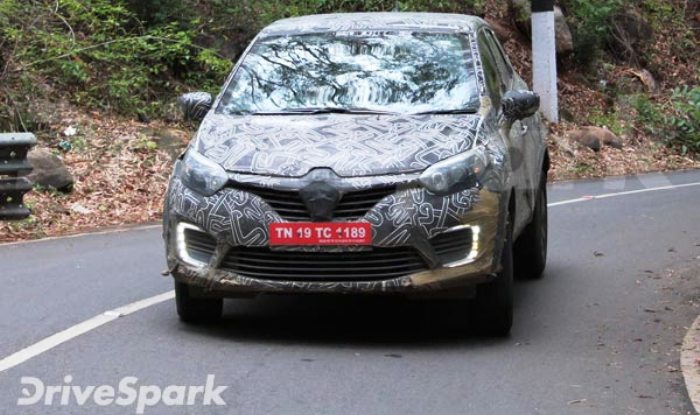 Renault Kaptur (Captur) front grille & DRLs