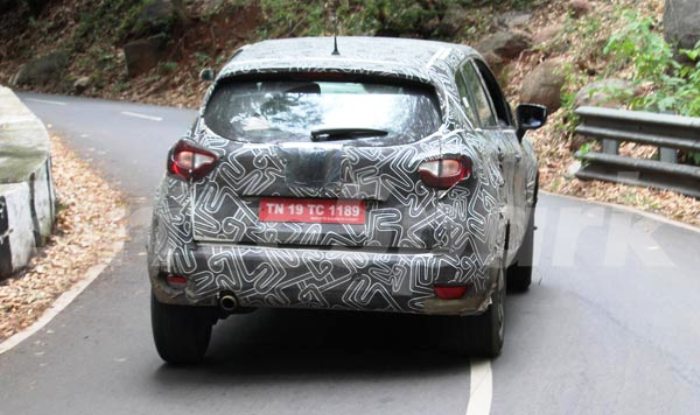 Renault Kaptur (Captur) rear profile