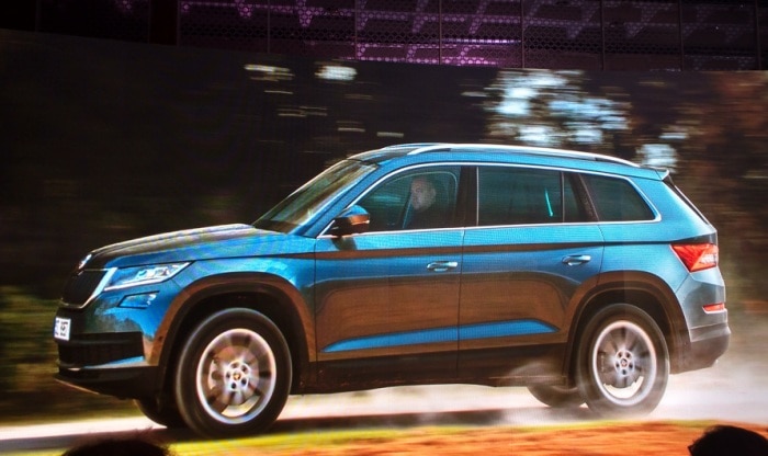 Skoda Kodiaq SUV India Launch by End of 2017; Price in India, Bookings, Mileage, Interior & Specs