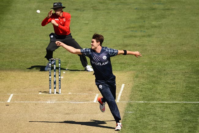 New Zealand beat Scotland by 3 wickets; move up in Group A ... New Zealand beat Scotland by 3 wickets; move up in Group A ... - 651 x 434 jpeg 64kB