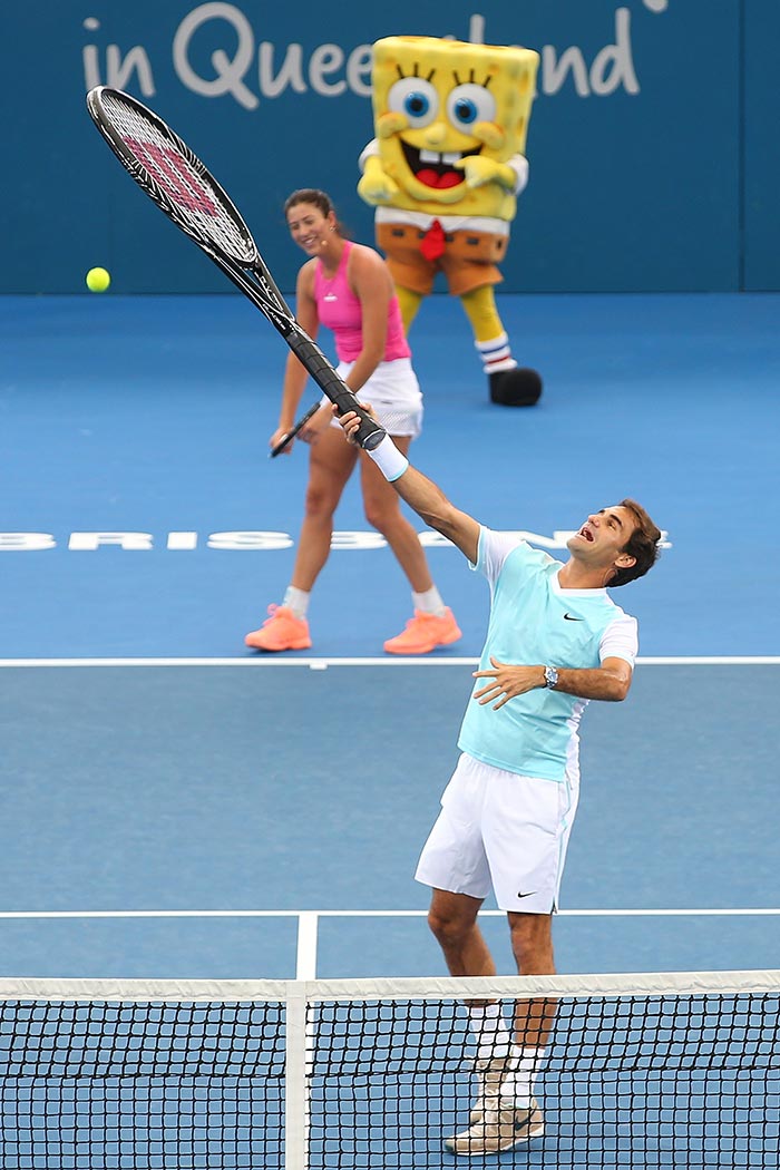 Roger Federer charms Brisbane International tennis fans ... - 700 x 1050 jpeg 126kB