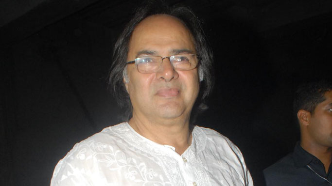 Veteran actor Farooq Sheikh dies in Dubai Veteran actor Farooq Sheikh dies in Dubai