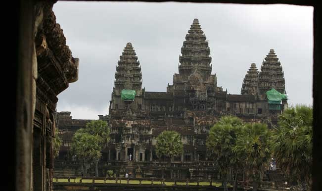 Angkor Wat World Heritage Site Threatened By Tourist Footfall