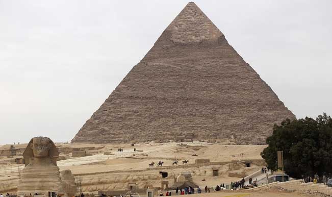 Daily Life In Cairo As Egypt's Tourism Revenues Fall