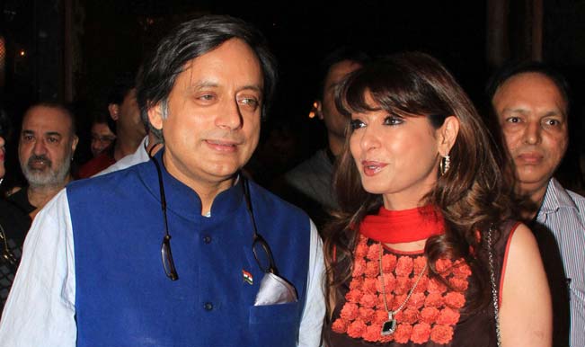 Shashi-Tharoor-and-Sunanda-Pushkar-3