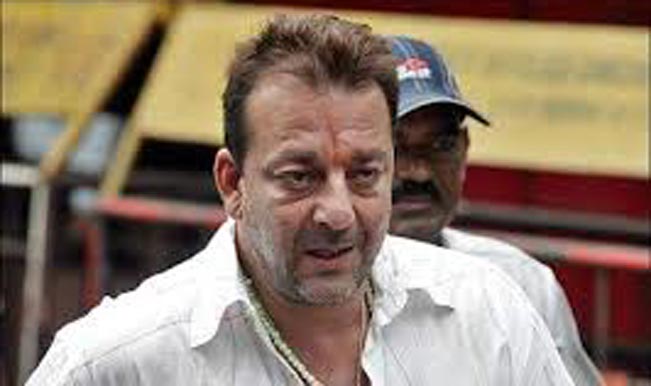 Sanjay Dutt parole: Centre seeks report from Maharashtra government Sanjay Dutt parole: Centre seeks report from Maharashtra government