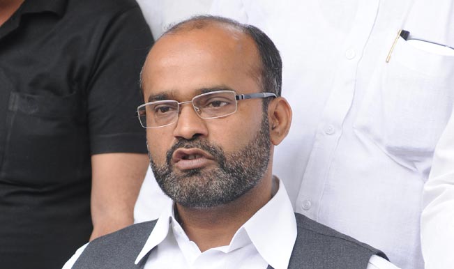 New Delhi, Mar 30: Former JD-U leader Sabir Ali Sunday said BJP vice-president Mukhtar Abbas Naqvi should either substantiate his allegations or apologise ... - former-jd-u-leader-sabir-ali-and-his-wife-yashmin-during-a-press-conference-at-their-residen-4