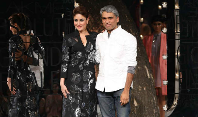 LFW 2014 grand finale: Kareena Kapoor sets the stage on fire, literally! LFW 2014 grand finale: Kareena Kapoor sets the stage on fire, literally!