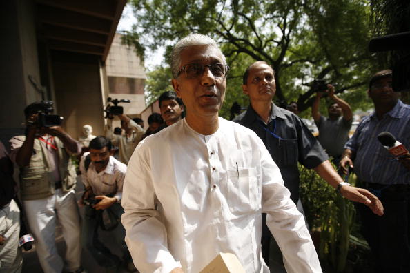 Tripura Chief Minister Manik Sarkar's CPM continues to a strong contender for the Tripura West Lok Sabha seat