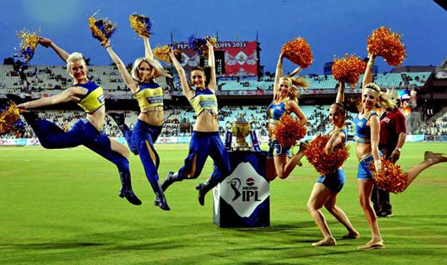 MI-and-CSK-Cheerleaders-performing-with-Champion-Cup-before-the-match-during-MI-vs-CSK-IPL-final-match-1