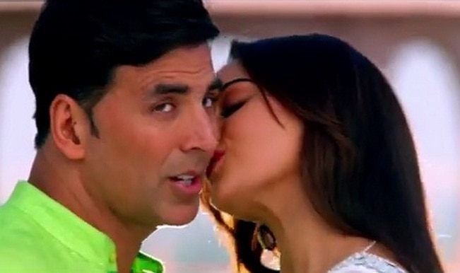 Shaayrana song Holiday Akshay Kumar and Sonakshi Sinha Shaayrana song Holiday Akshay Kumar and Sonakshi Sinha
