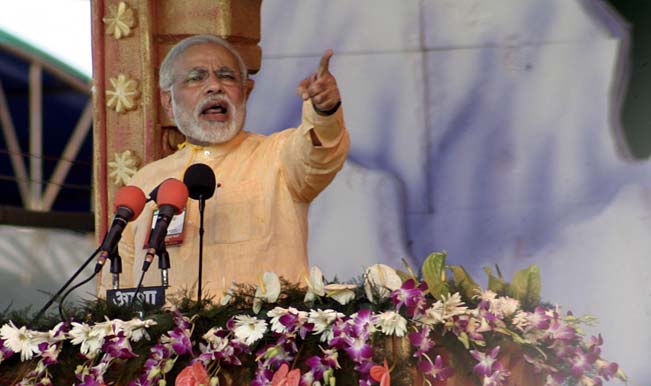 Bangladeshi infiltrators must go back, refugees welcome: Narendra Modi Bangladeshi infiltrators must go back, refugees welcome: Narendra Modi