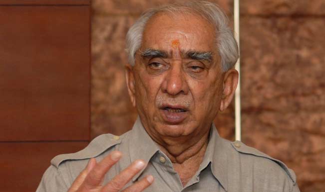 ... party leader LK Advani&#39;s residence to meet <b>him. Singh</b>, who fought as an ... - senior-bjp-leader-jaswant-singh-addresses-a-press-conference-after-filing-his-nomination-from-barmer-as-independ