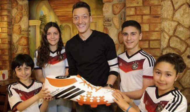‘Golden heart boy’ Mesut Ozil donates World Cup bonus for 23 Brazilian kids’ surgeries ‘Golden heart boy’ Mesut Ozil donates World Cup bonus for 23 Brazilian kids’ surgeries