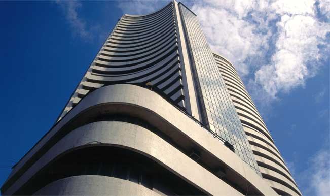 Sensex down 33 points in early trade ahead of expiry Sensex down 33 points in early trade ahead of expiry