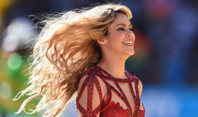 Shakira floors the crowd with ‘La La La’ at the World Cup 2014 closing ceremony Shakira floors the crowd with ‘La La La’ at the World Cup 2014 closing ceremony