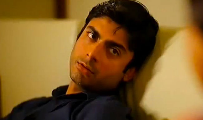 However you may disagree, but a majority of us started watching Zindagi Gulzar Hai after taking that one glance at the main lead in glares! - z1-zgh-eo-16