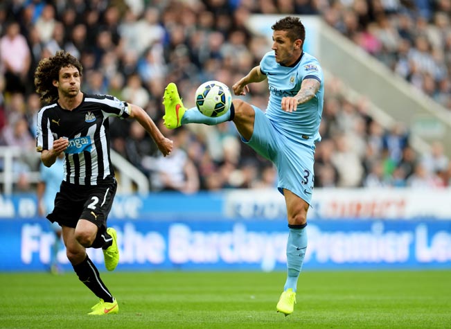 Barclays Premier League 2014-15: Newcastle United vs Manchester City match in pics 9