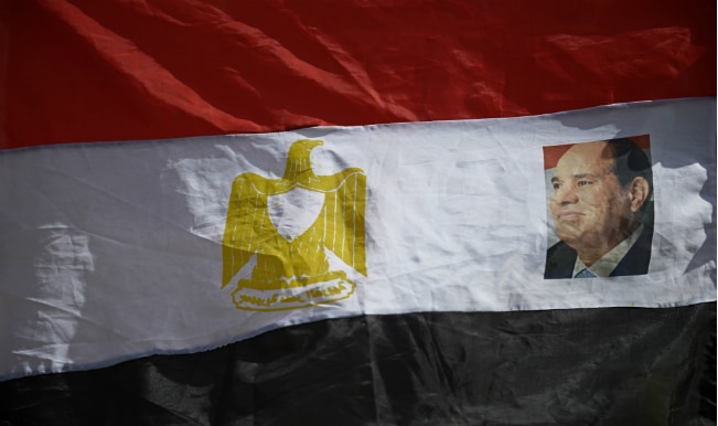 Egypt bars Human Right Watch executives