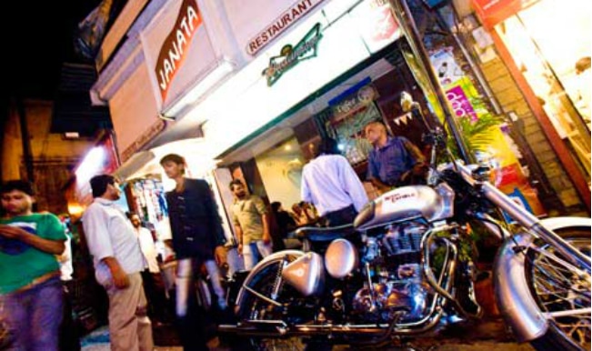 5 Popular Cheap Restaurant & Bars in Mumbai