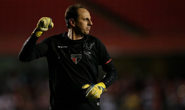 Rogerio Ceni set to break Ryan Giggs’ Guinness World Record Rogerio Ceni set to break Ryan Giggs’ Guinness World Record