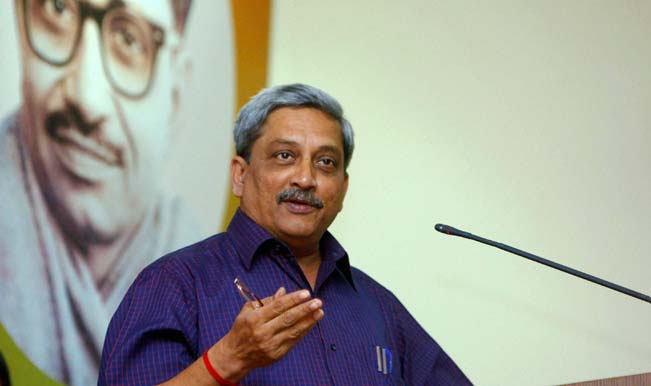 Manohar Parrikar: Indian armed forces to attract more officers Manohar Parrikar: Indian armed forces to attract more officers