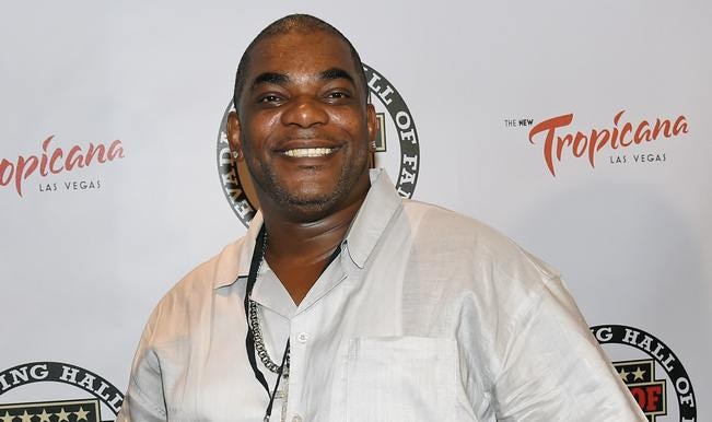 Tracy Morgan still recovering from brain injury sustained in Wal-Mart crash Tracy Morgan still recovering from brain injury sustained in Wal-Mart crash