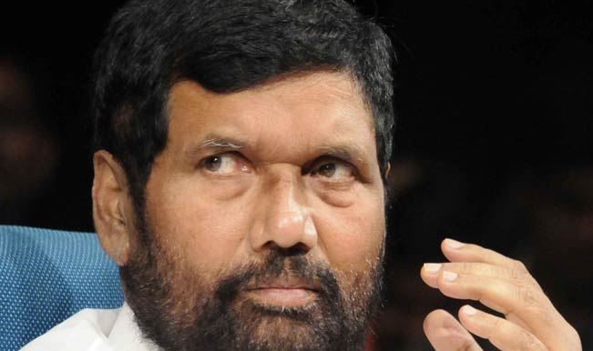 Chennai, May 21 : Dismissing the Janata Parivar as having no future, Lok Janshakti Party President and Union Food Minister Ram Vilas Paswan today claimed ... - ram-vilas-paswan_-20-3