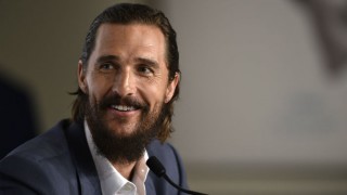 Matthew McConaughey sports a bald patch, paunch in Gold Matthew McConaughey sports a bald patch, paunch in Gold