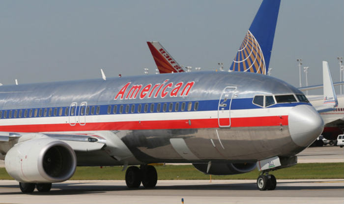 American Airlines pilot dies  during US flight to Boston, Co-pilot took over the flight with 147 on board and landed it safely - Times of India