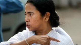 Mamta Banerjee will boycott Program on GST in Parliament | जीएसटी पर केंद्र-ममता में टकराव, कार्यक्रम में हिस्सा नहीं लेगी तृणमूल कांग्रेस Mamta Banerjee will boycott Program on GST in Parliament | जीएसटी पर केंद्र-ममता में टकराव, कार्यक्रम में हिस्सा नहीं लेगी तृणमूल कांग्रेस