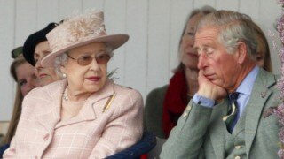 World leaders make Queen Elizabeth II & Prince Charles wait at Malta party World leaders make Queen Elizabeth II & Prince Charles wait at Malta party