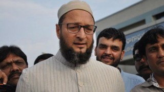 Asadduddin Owaisi's party AIMIM will not contest in Gujarat civic polls Asadduddin Owaisi's party AIMIM will not contest in Gujarat civic polls