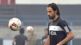 Thierry Henry can succeed Arsene Wenger at Arsenal: Robert Pires Thierry Henry can succeed Arsene Wenger at Arsenal: Robert Pires