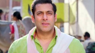 Top 4 things Salman Khan needs to thank God for this Thanksgiving Day! Top 4 things Salman Khan needs to thank God for this Thanksgiving Day!