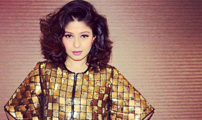 10 Romantic Songs Of Sunidhi Chauhan That Made Us Fall Deep In Love! 10 Romantic Songs Of Sunidhi Chauhan That Made Us Fall Deep In Love!