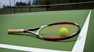 AITA Terminates Contract of Champions Tennis League, Leaves Vijay Amritraj Shocked AITA Terminates Contract of Champions Tennis League, Leaves Vijay Amritraj Shocked