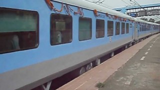 Rajdhani, Shatabdi train tickets to go paperless from July 1 Rajdhani, Shatabdi train tickets to go paperless from July 1