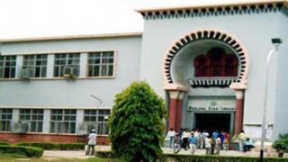 AMU minority status: Vice-chancellor Lt Gen. Zameer Uddin Shah to speak with PM Narendra Modi AMU minority status: Vice-chancellor Lt Gen. Zameer Uddin Shah to speak with PM Narendra Modi