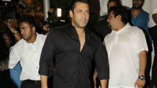 Salman Khan Blackbuck poaching case: 'He was falsely implicated in Arms Act', says lawyer Salman Khan Blackbuck poaching case: 'He was falsely implicated in Arms Act', says lawyer