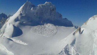 Porter's body recovered in Siachen Porter's body recovered in Siachen