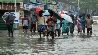 Cyclone Roanu 280 km off Gopalpur; rains, winds disrupt life Cyclone Roanu 280 km off Gopalpur; rains, winds disrupt life