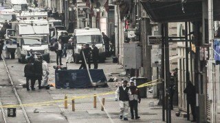 Suicide bomber kills 5 Yemen army recruits in Aden: official Suicide bomber kills 5 Yemen army recruits in Aden: official