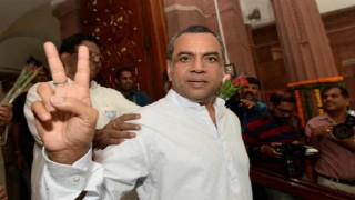 Gujarat Assembly Elections 2017: Paresh Rawal Makes Derogatory Remarks Against Rajput Community, Apologises Later Gujarat Assembly Elections 2017: Paresh Rawal Makes Derogatory Remarks Against Rajput Community, Apologises Later