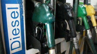 Petrol price hiked by Rs 2.19 per litre, diesel by 0.98 paise per litre Petrol price hiked by Rs 2.19 per litre, diesel by 0.98 paise per litre