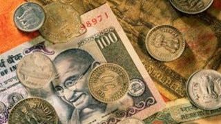 INR to USD Forex rates today: Rupee gains 7 paise against dollar in early trade INR to USD Forex rates today: Rupee gains 7 paise against dollar in early trade